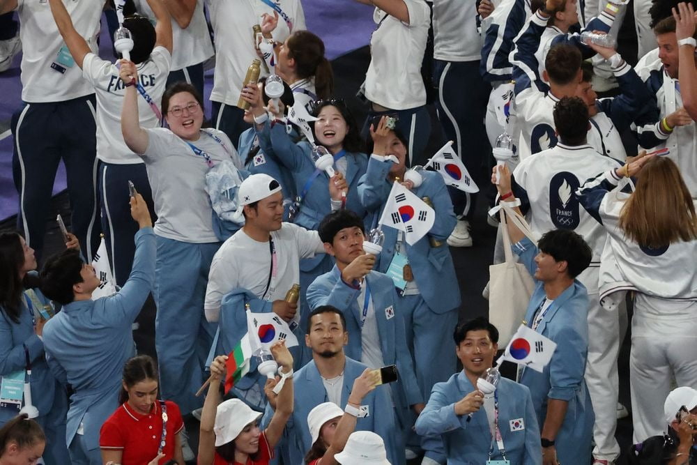 阿拉维斯vs毕尔巴鄂竞技球员评分：泰纳利亚7.6分，尼科-威廉斯6.1分