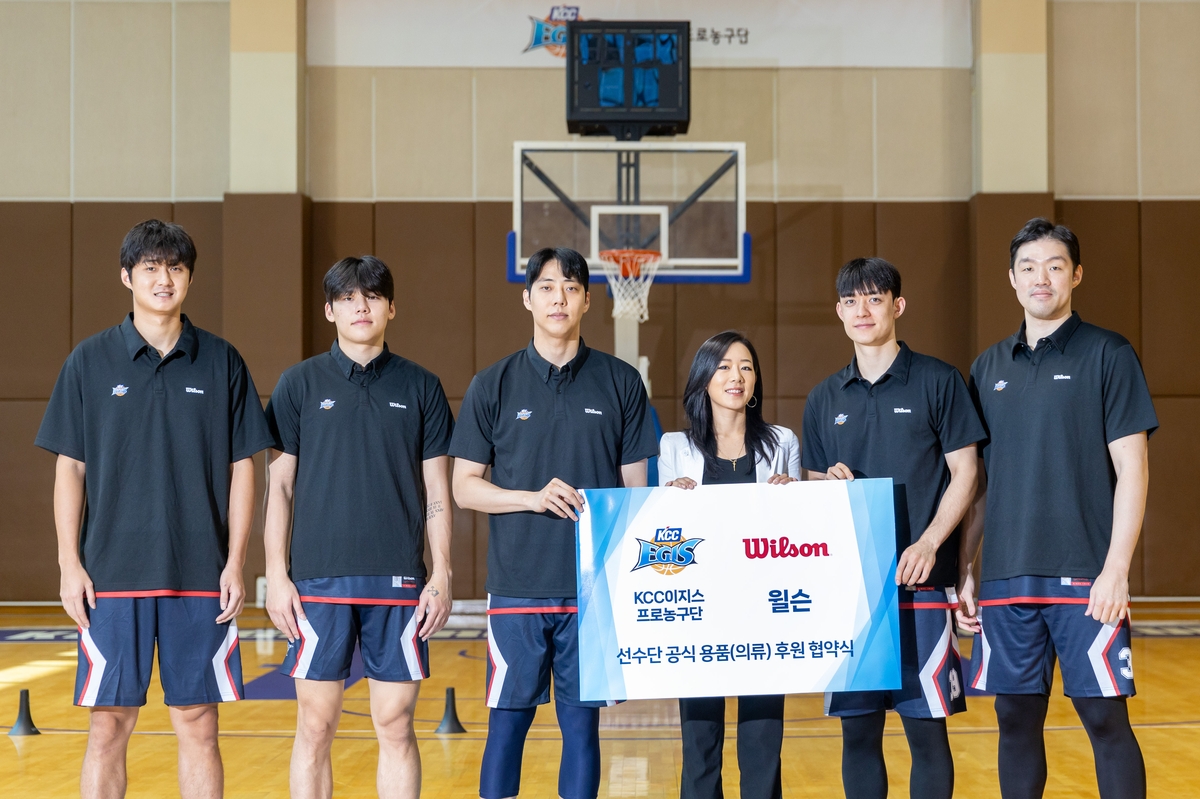 湖人发展联盟球员奥利瓦里与库里个人品牌达成球鞋代言合同